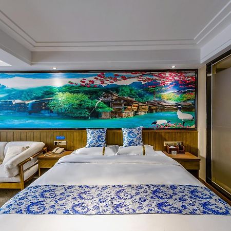 Kaibin International Hotel Цзиндечжен Екстериор снимка