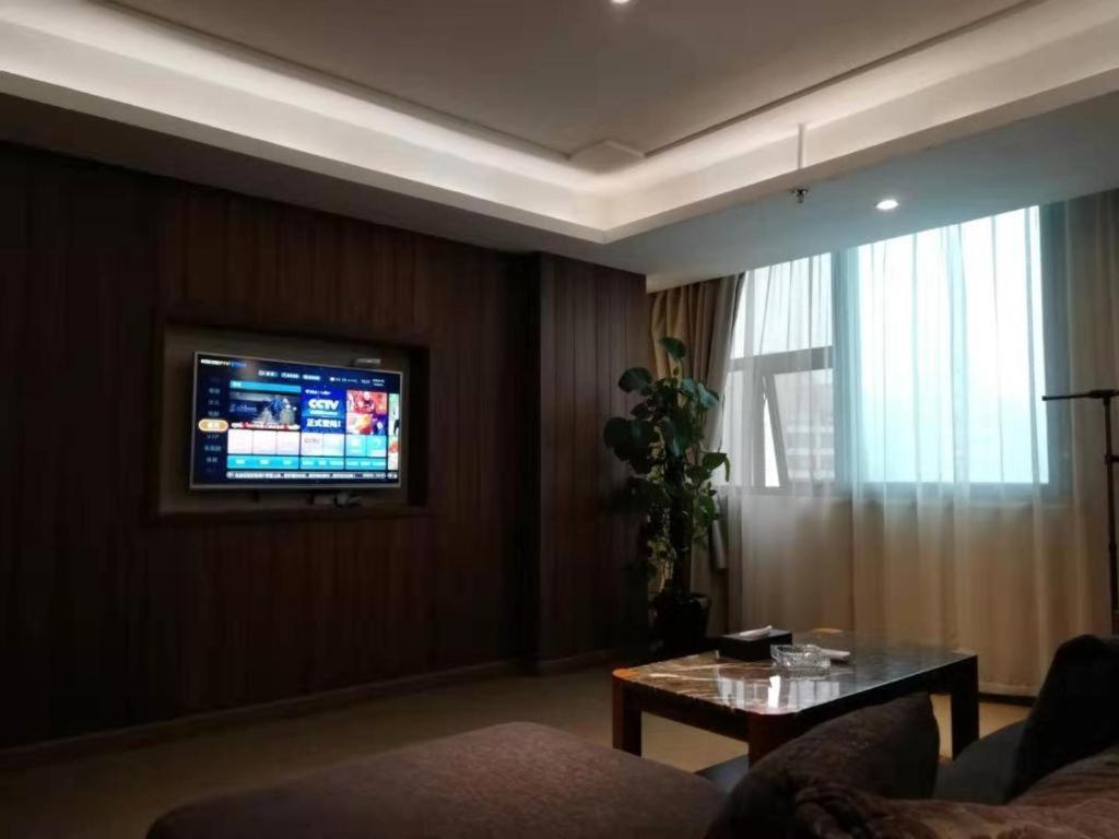 Kaibin International Hotel Цзиндечжен Екстериор снимка