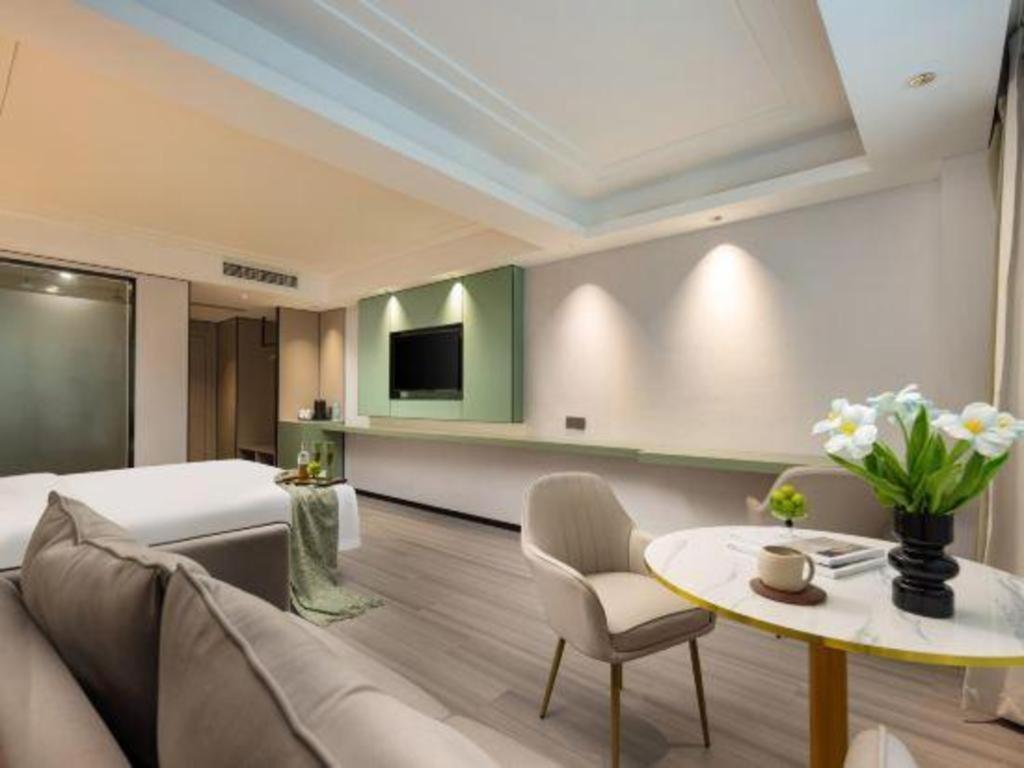 Kaibin International Hotel Цзиндечжен Екстериор снимка