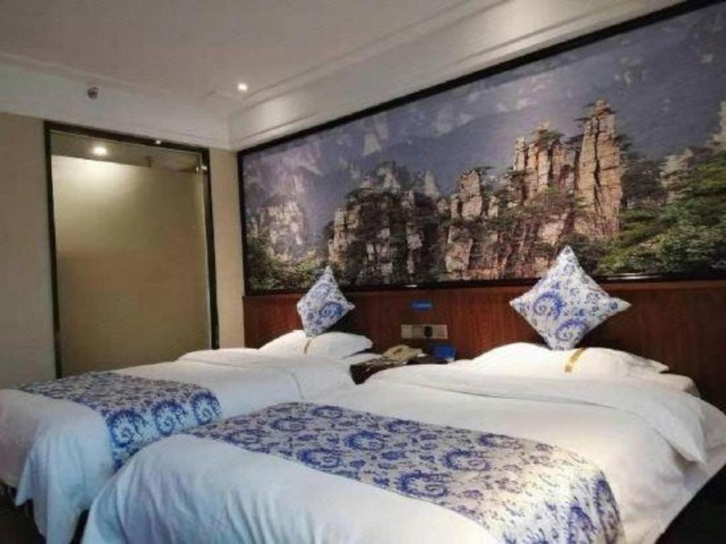 Kaibin International Hotel Цзиндечжен Екстериор снимка