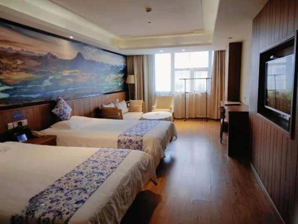 Kaibin International Hotel Цзиндечжен Екстериор снимка